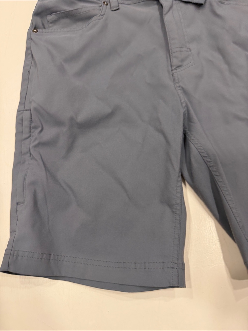 Gerry Men's Gray Hybrid Shorts with Integrated Belt - Picture 4 of 13